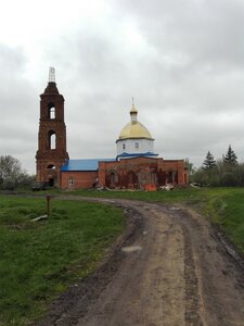 Церковь Покрова Пресвятой Богородицы (Oryol Region, Livenskiy rayon, Vakhnovskoye selskoye poseleniye, selo Baranovo, Podtserkovnaya ulitsa), iglesia ortodoxa