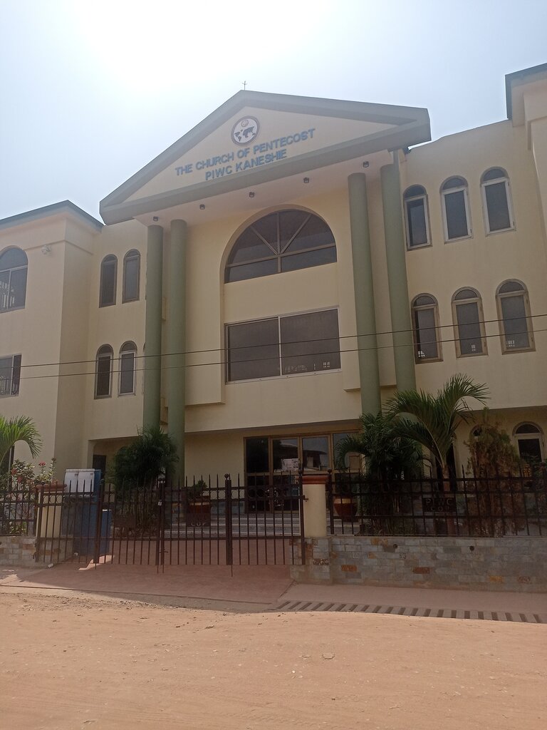 Protestant church PIWC Kaneshie, Accra, photo