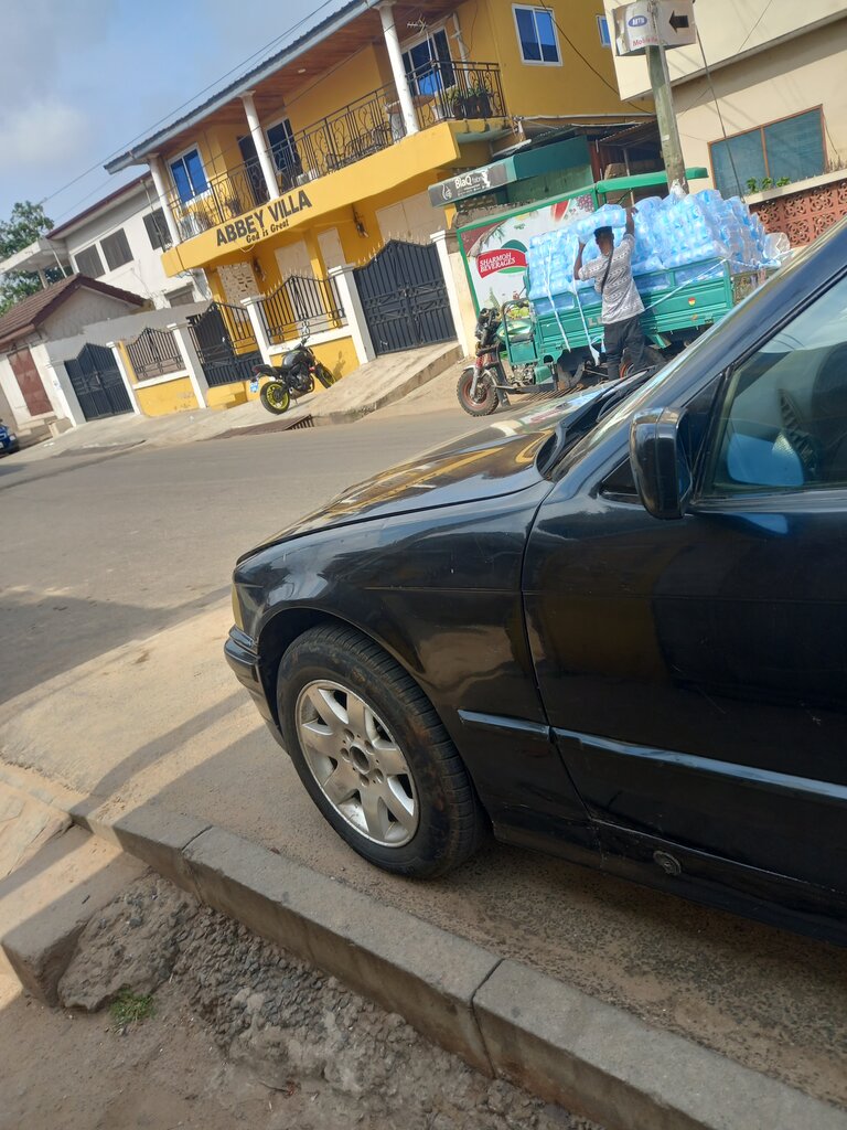 Clothing store Blaq fabrics, Accra, photo