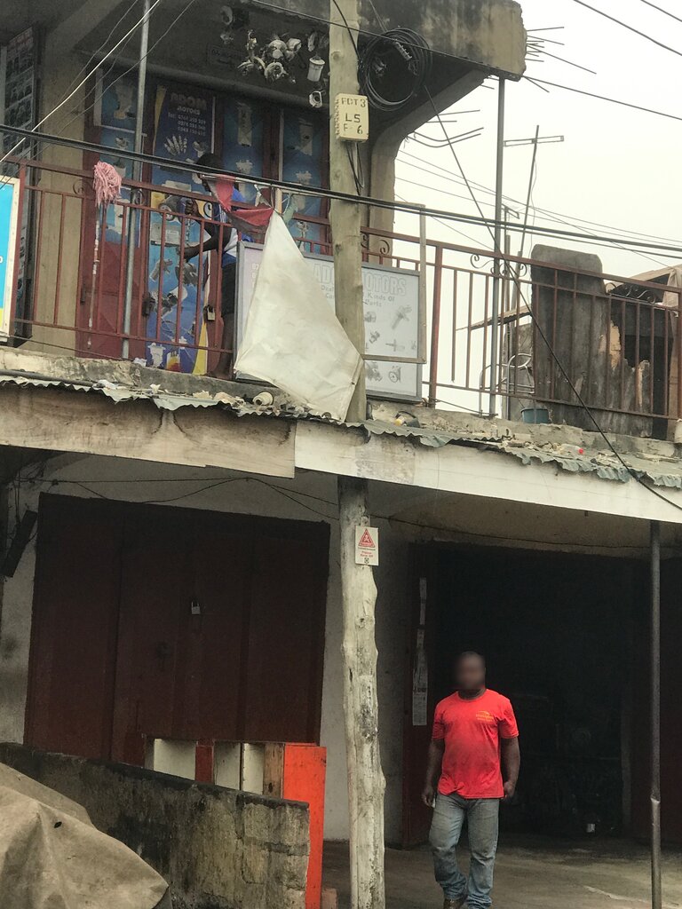 Auto parts and auto goods store Adom Motors, Accra, photo