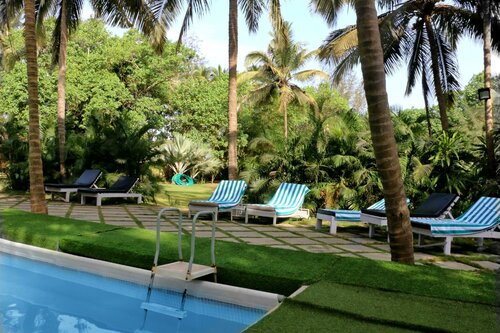 Гостиница Montego Bay Beach Village в Морджиме