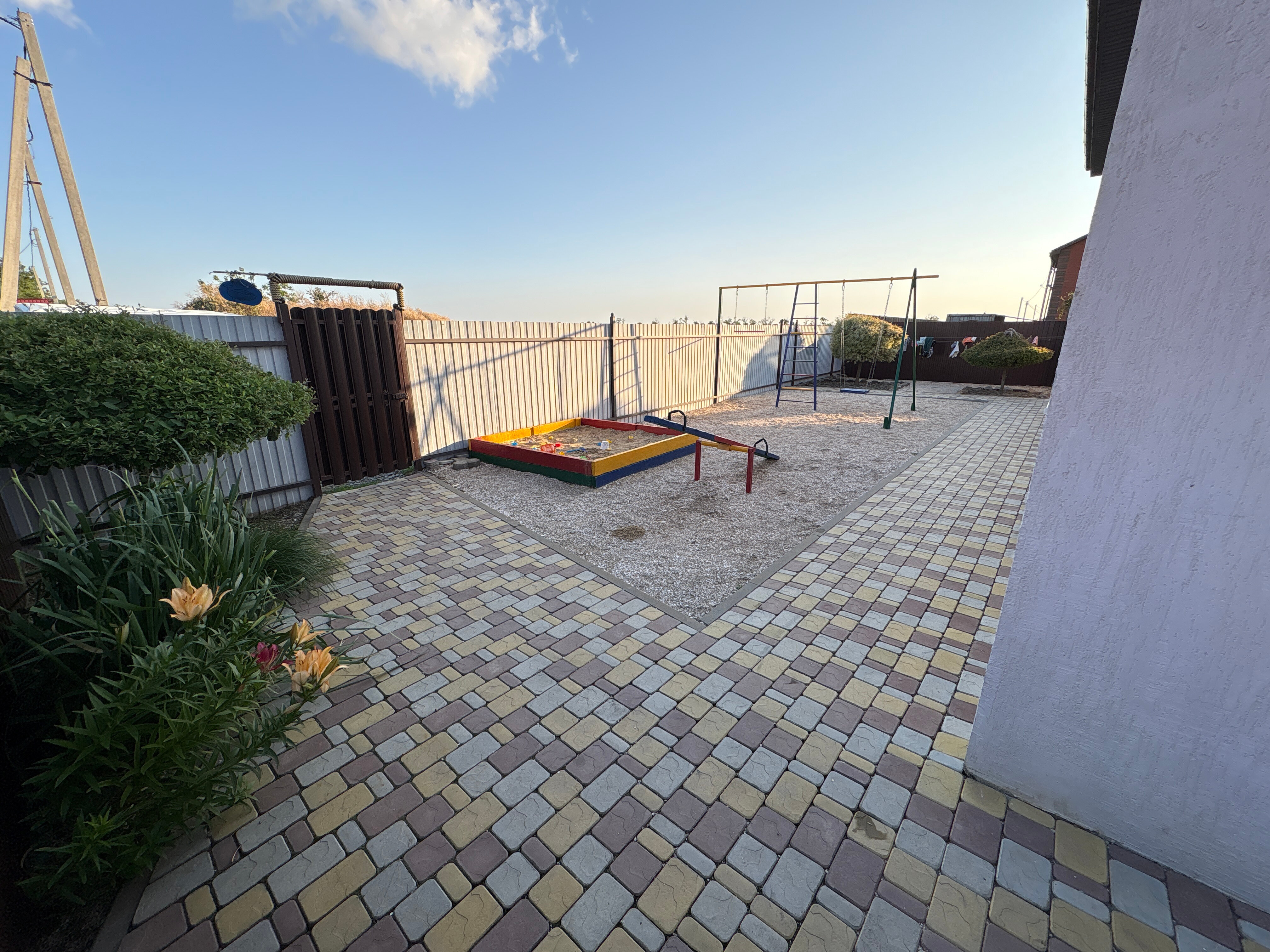 Фото Visokiy Bereg Inn