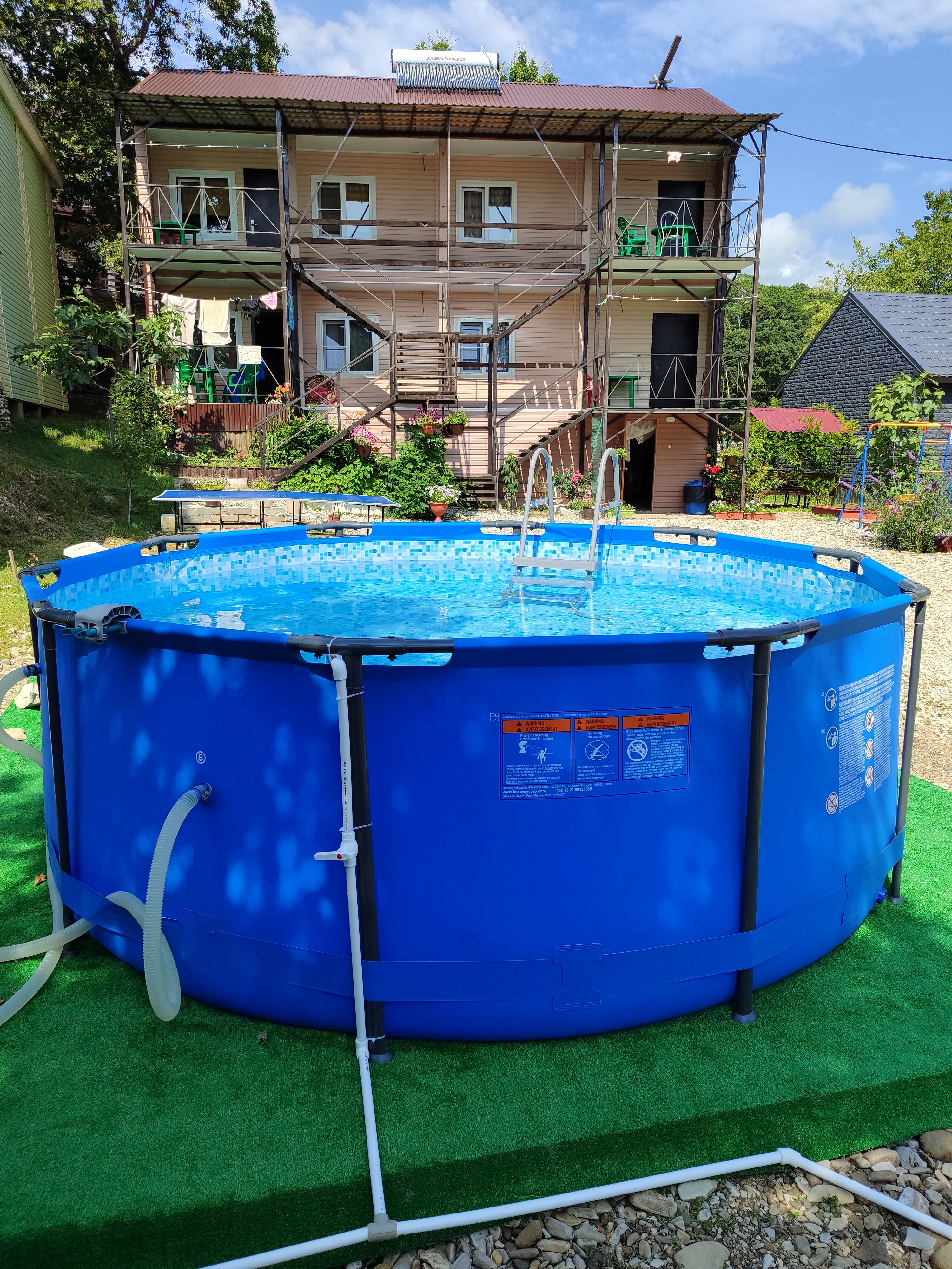 Фото отеля 2