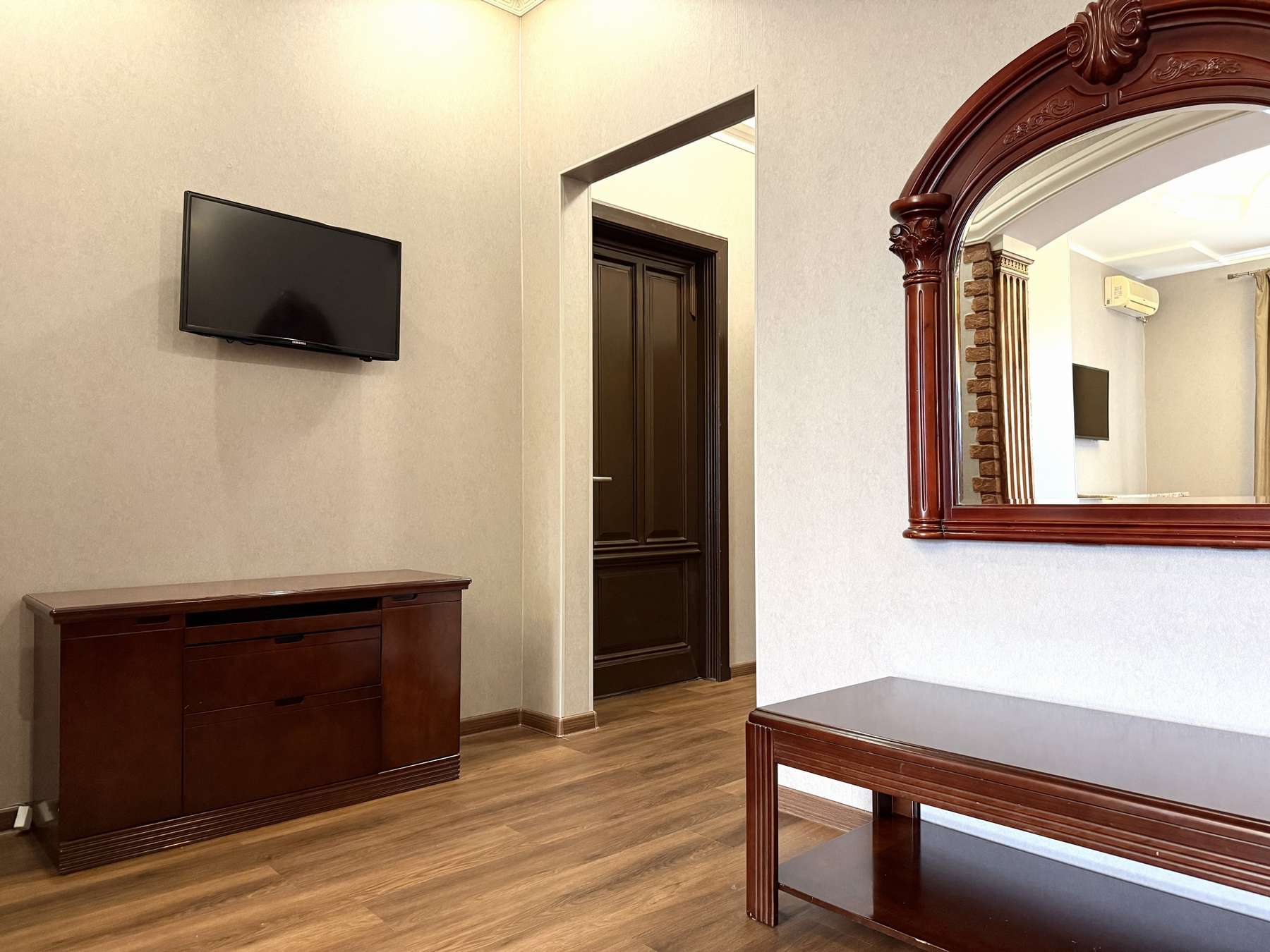 Фото Bridge от Травел Хотелс Антураж