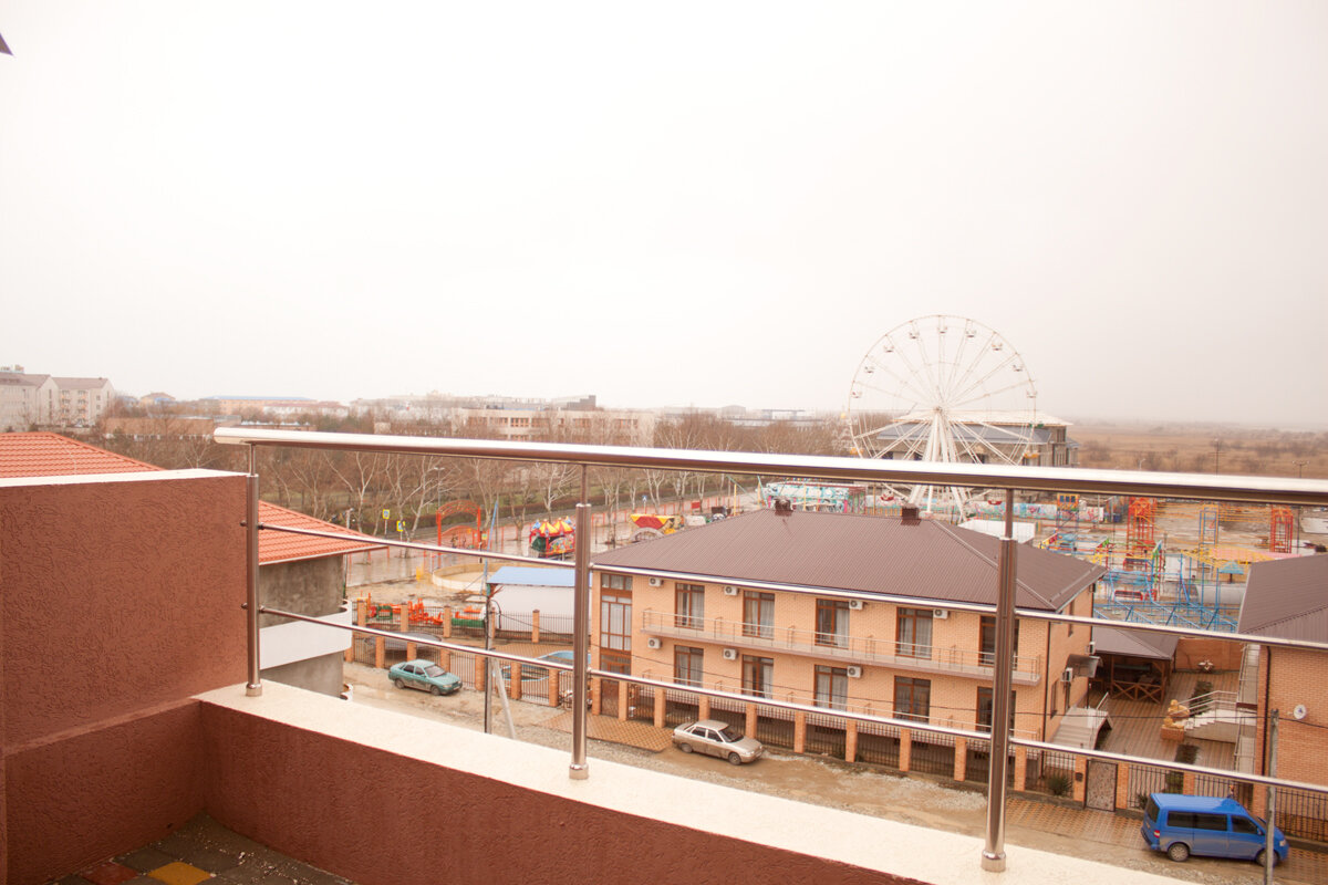 Фото Держава