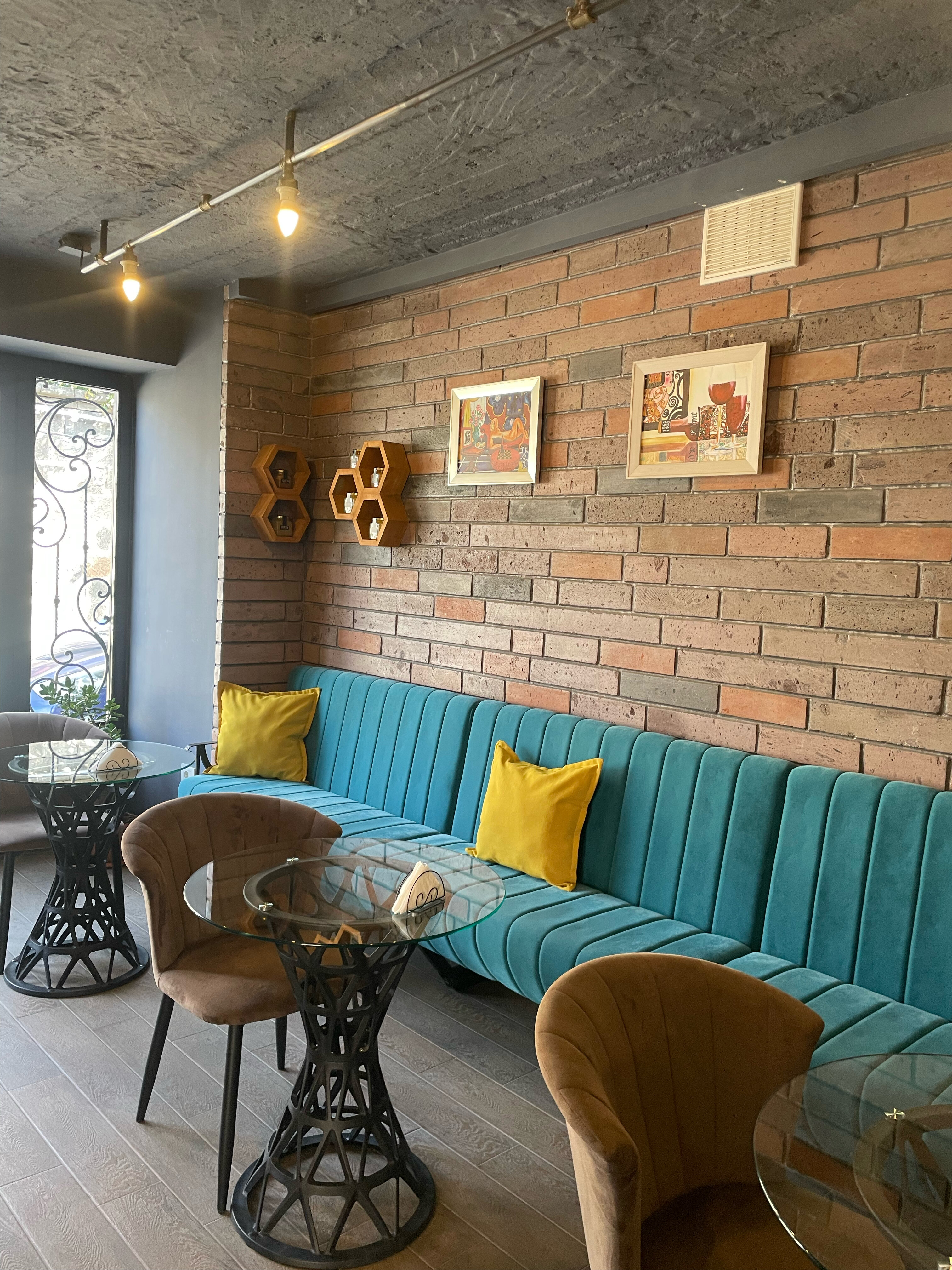 Фото Джинджотель