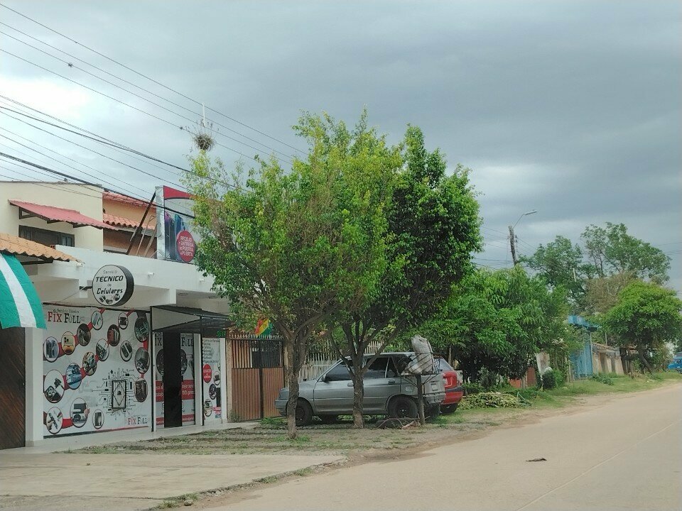 Mobile phone store Fix Full, Santa Cruz de la Sierra, photo