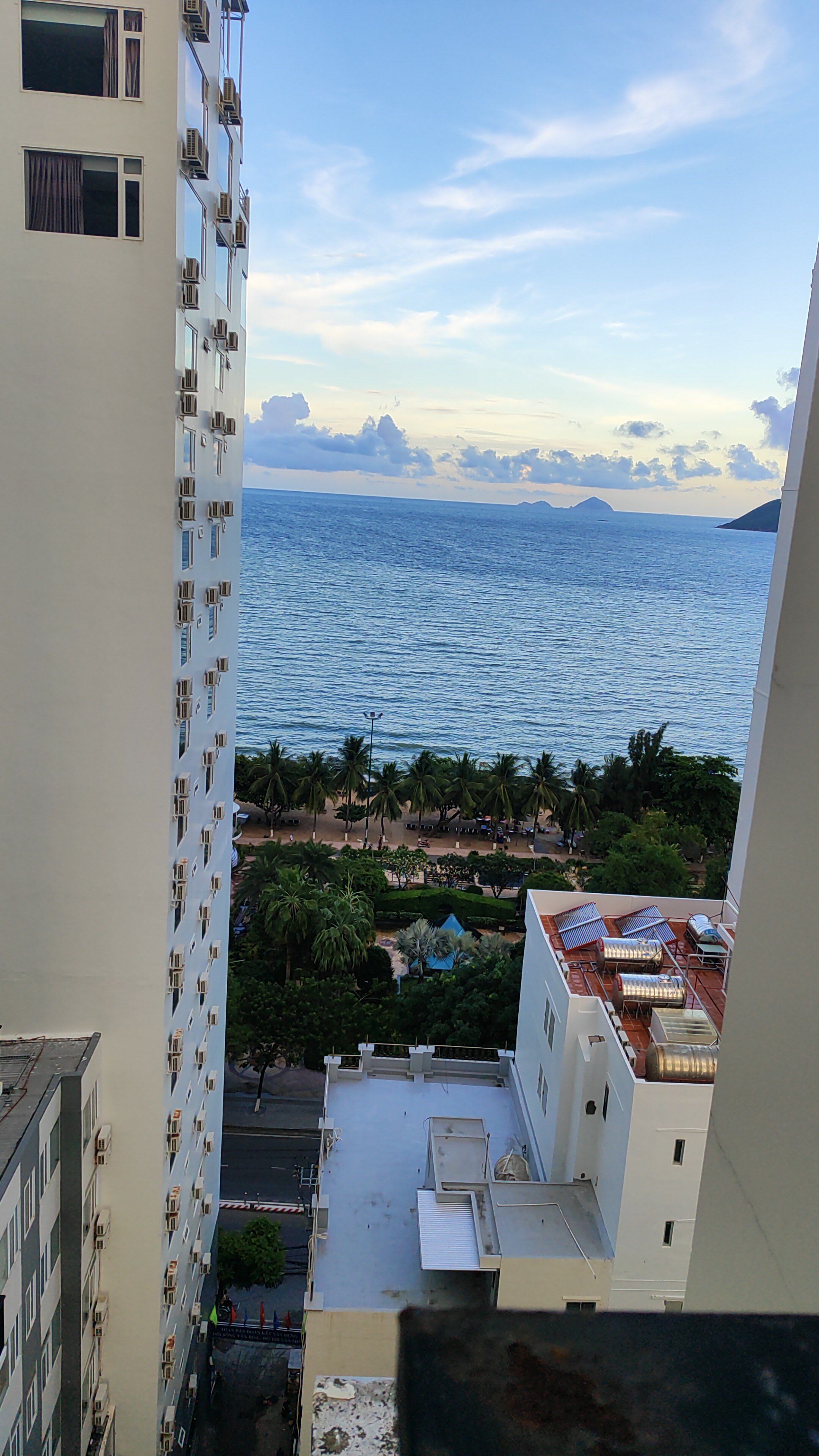 Фото Meriton Hotel Nha Trang