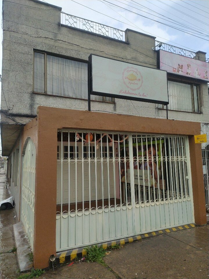 Restaurant Merenguitos y Postres, Bogota, photo