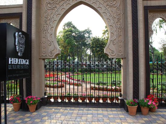 Фото Heritage Luxury Suites- All Suite hotel