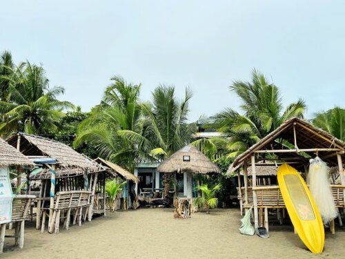 Гостиница Half Moon Village and Beach House powered by Cocotel в Провинции Батангас