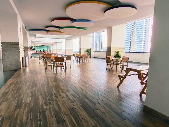 Фото Twin Galaxy Residences