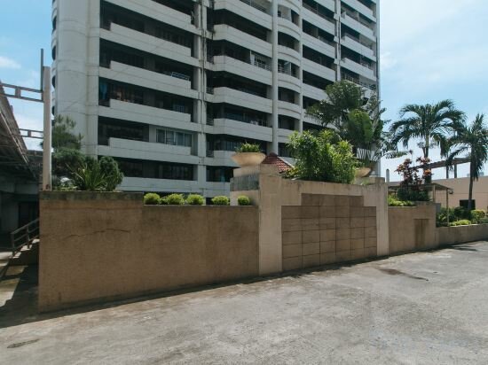 Фото Obaid's Condo in Winland Towers