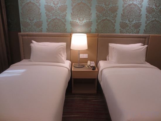 Фото Cosmo Hotel Kuala Lumpur