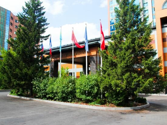 Фото Comfort Hotel Astana
