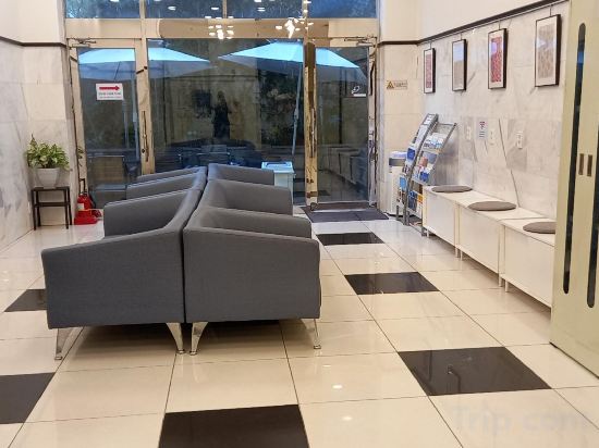 Фото Toyoko Inn Busan Jungang Station