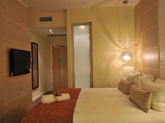 Фото Protea Hotel Fire & Ice! by Marriott Durban Umhlanga Ridge