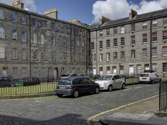 Фото Ten Hill Place Hotel