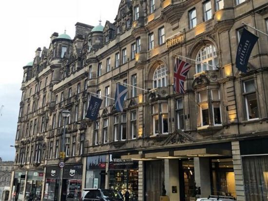 Фото Hilton Edinburgh Carlton