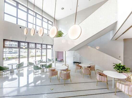 Фото Suisse Place Serviced Apartment Shanghai Zhongjian