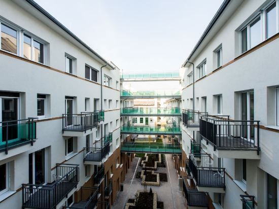 Фото Vagabond Corvin