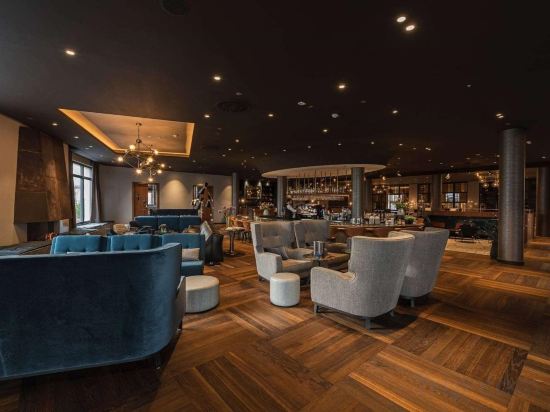 Фото Infinity Hotel & Conference Resort Munich
