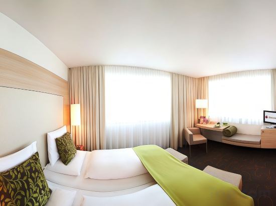 Фото H+ Hotel Salzburg