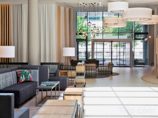 Фото Courtyard by Marriott Vienna Prater Messe