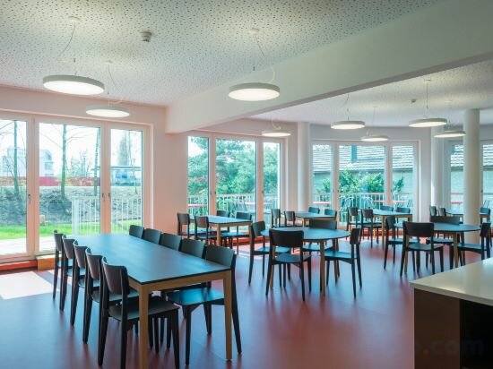 Фото Youth Hostel Zug