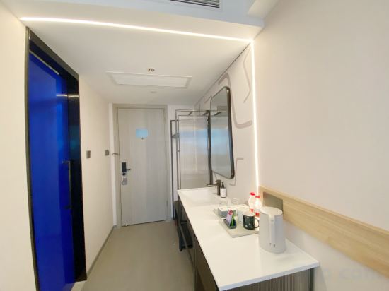 Фото Homeinn Selected Hotel, Shanghai Waigaoqiao Free Trade Zone North Subway Station