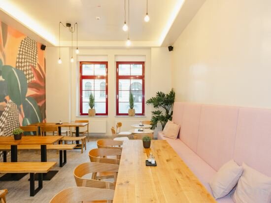 Фото Sleepy Lion Hostel, Youth Hotel & Apartments Leipzig