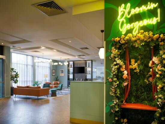 Фото DoubleTree by Hilton London - Chelsea