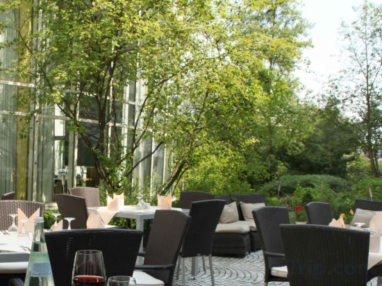 Фото Wyndham Hannover Atrium