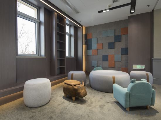 Фото Holiday Inn Express Beijing Badaling