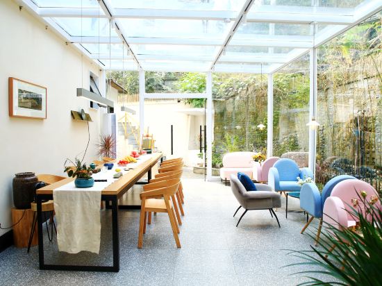 Фото Green Sleeves