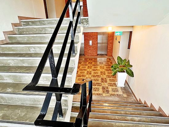 Фото The Sixteenth Naiyang Beach Hotel