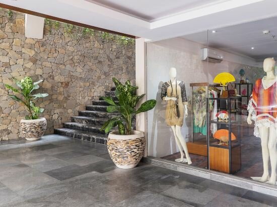 Фото Jambuluwuk Oceano Seminyak Hotel