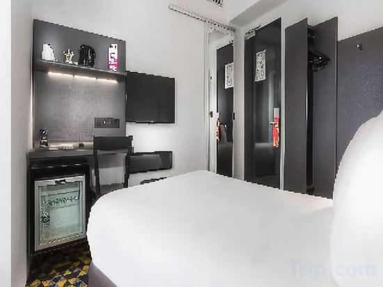 Фото Libertel Montmartre Opéra