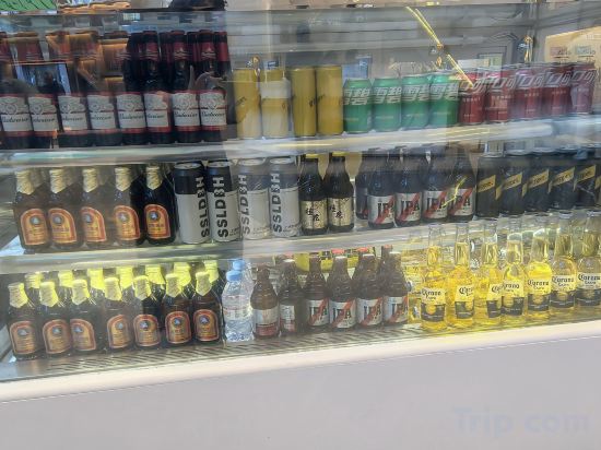 Фото Holiday Inn Shanghai Nanjing Road