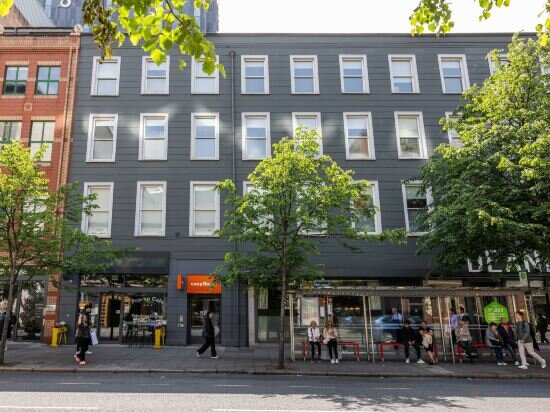 Фото EasyHotel Belfast