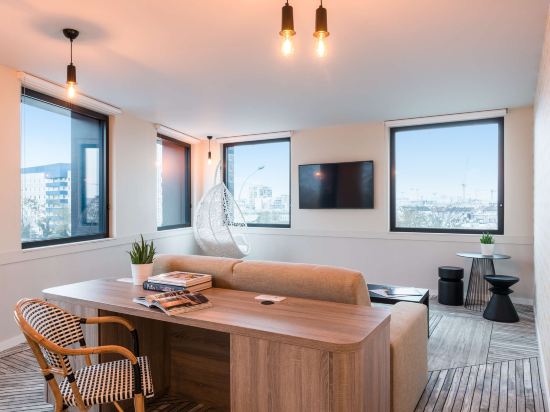 Фото The Originals Boutique, Hôtel Maison Montmartre Paris Les Puces