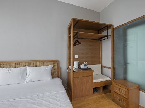 Фото Lakeview Residence Hotel