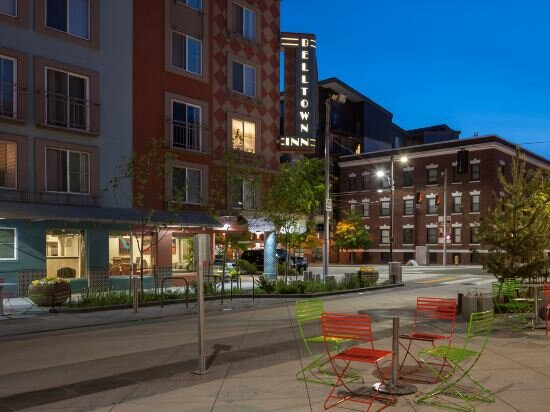 Фото The Belltown Inn