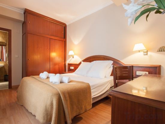 Фото Hotel Trafalgar