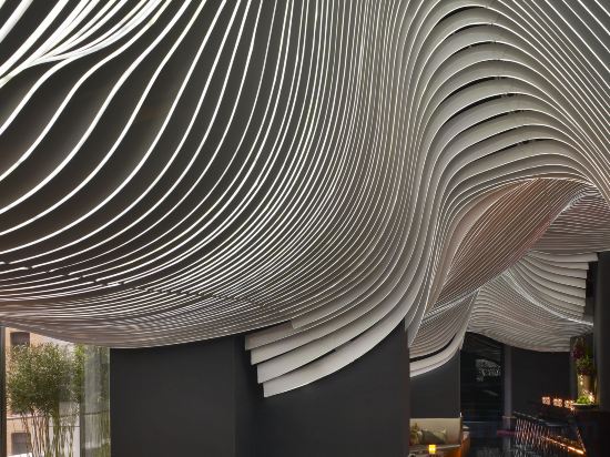 Фото The Washington by LuxUrban, Trademark Collection by Wyndham