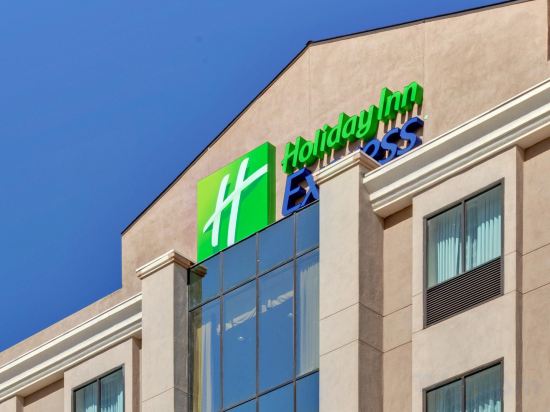 Фото Holiday Inn Express Los Angeles Lax Airport by Ihg