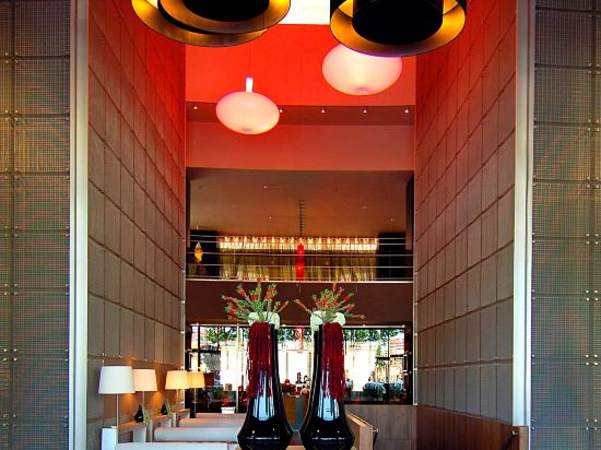 Фото Hotel Barcelona Condal Mar Affiliated by Meliá