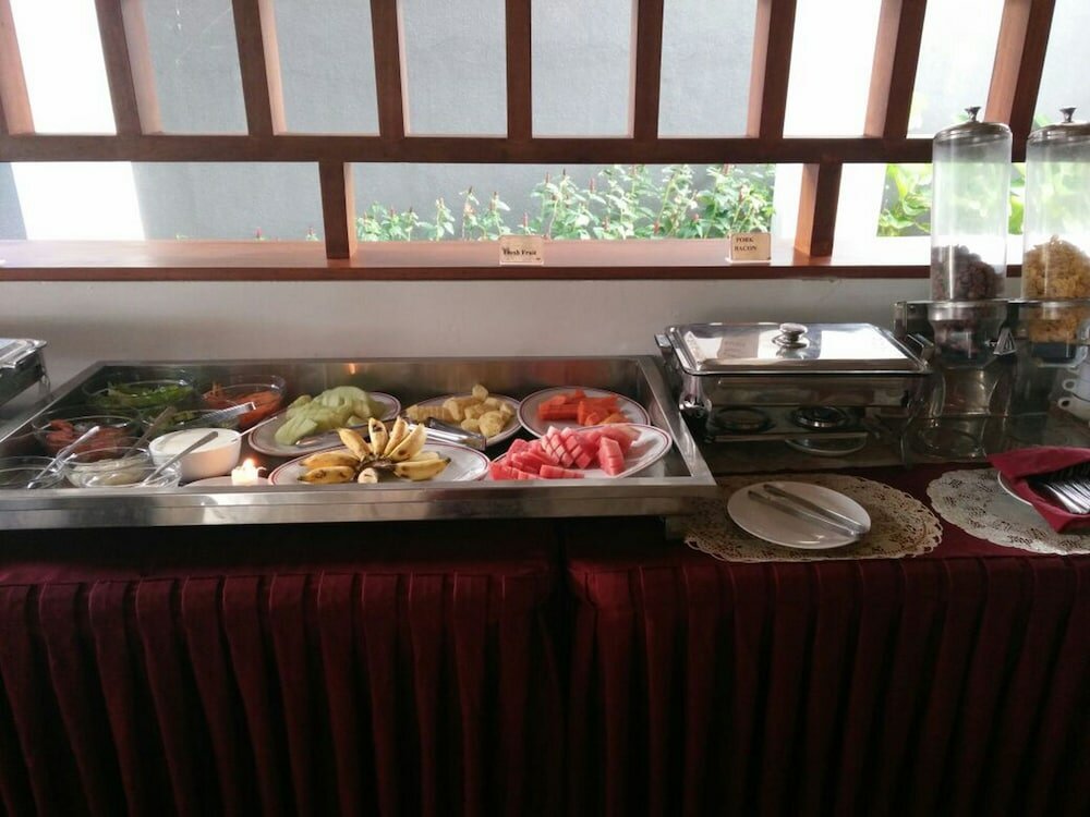 Фото Grand La Walon Hotel