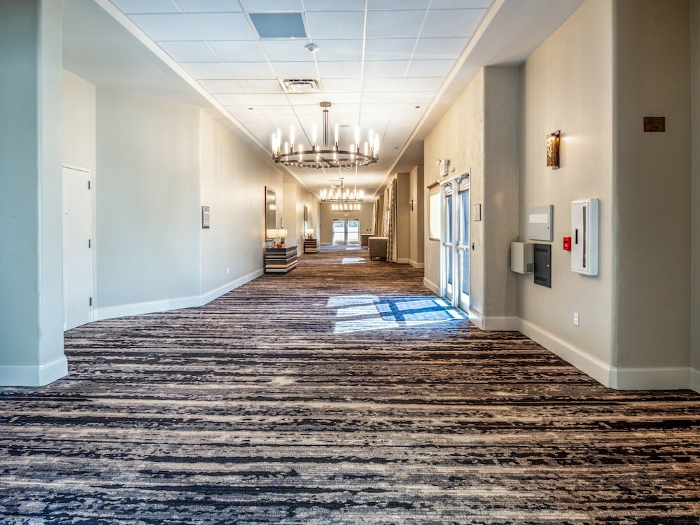 Фото Sheraton Albuquerque Airport Hotel