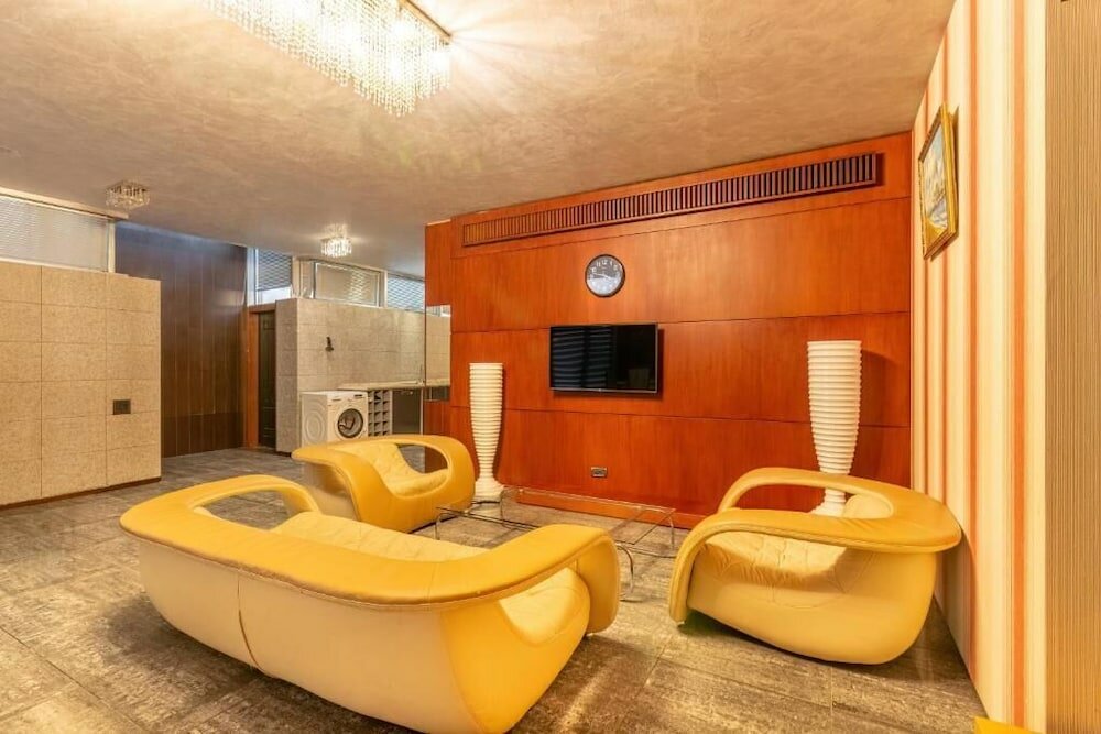 Фото Deluxe City Hotel